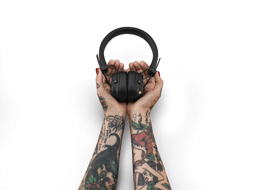 Marshall Major IV Wireless Bluetooth On Ear Headphone with Mic (Black) - Image 4